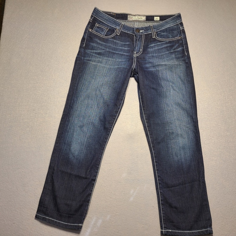 BKE Buckle Taylor Stretch Cropped Jean 28 Style BK11172